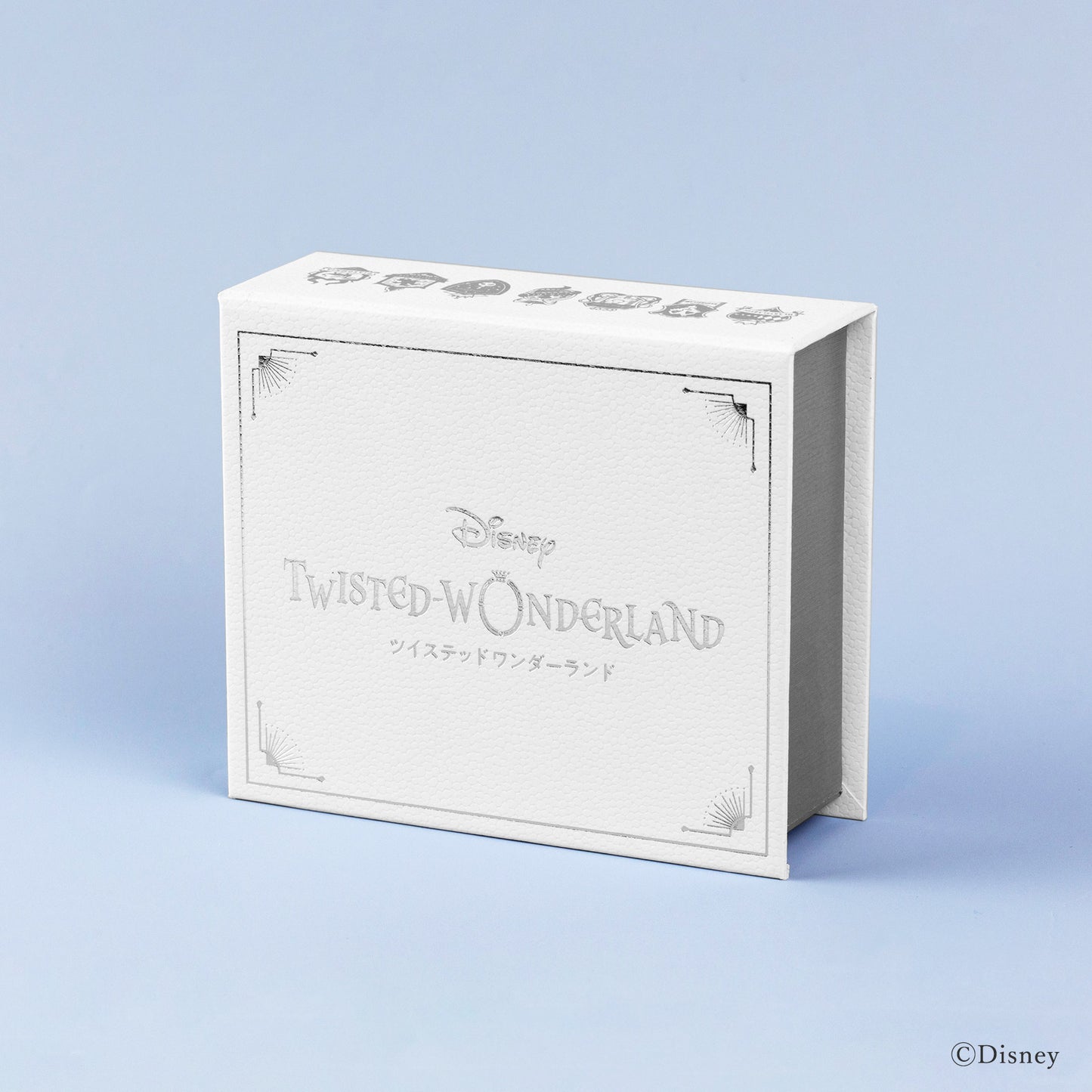 ディズニー創立100周年記念シルバーネックレス(スカラビア)